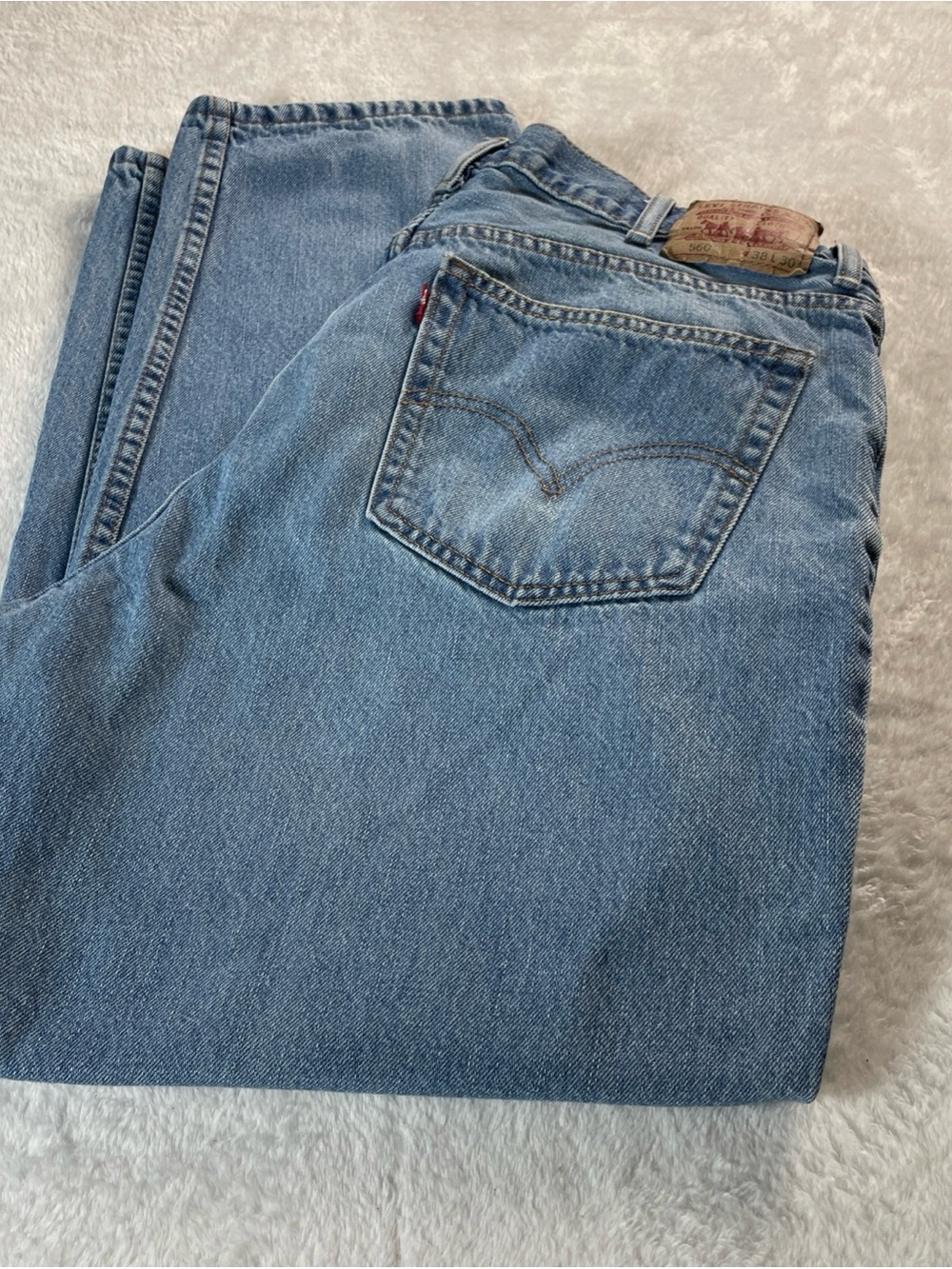 Vintage Y2K Levi's 560 Comfort Fit Medium wash Grunge Baggy Tapered Size 38X30